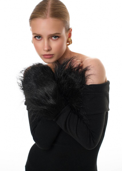 Платье ʙʟᴀᴄᴋ ꜱᴡᴀɴ